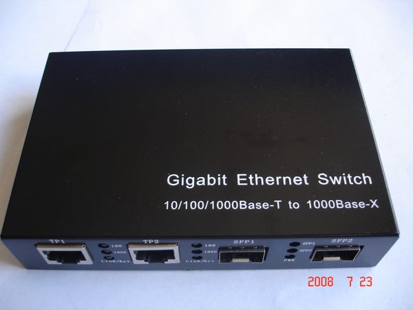 Four ports 101001000M Ethernet — fiber optic product